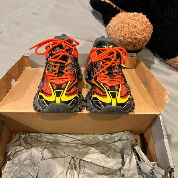 Balenciaga for sale worn once size 7.5 US mens - Picture 1 of 4